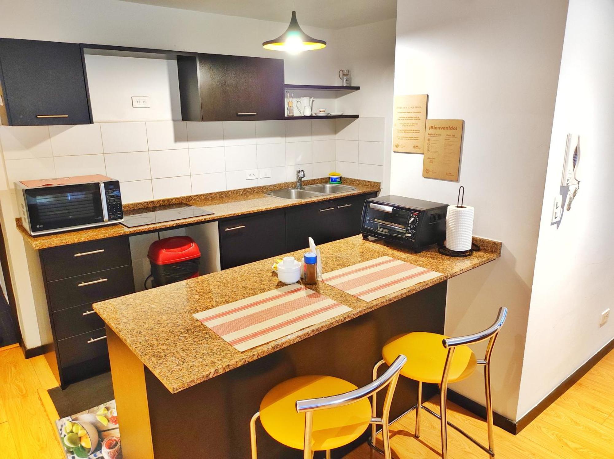 Coliving Ecuador Apartamentos Sector Swiss Hotel Quito Luaran gambar
