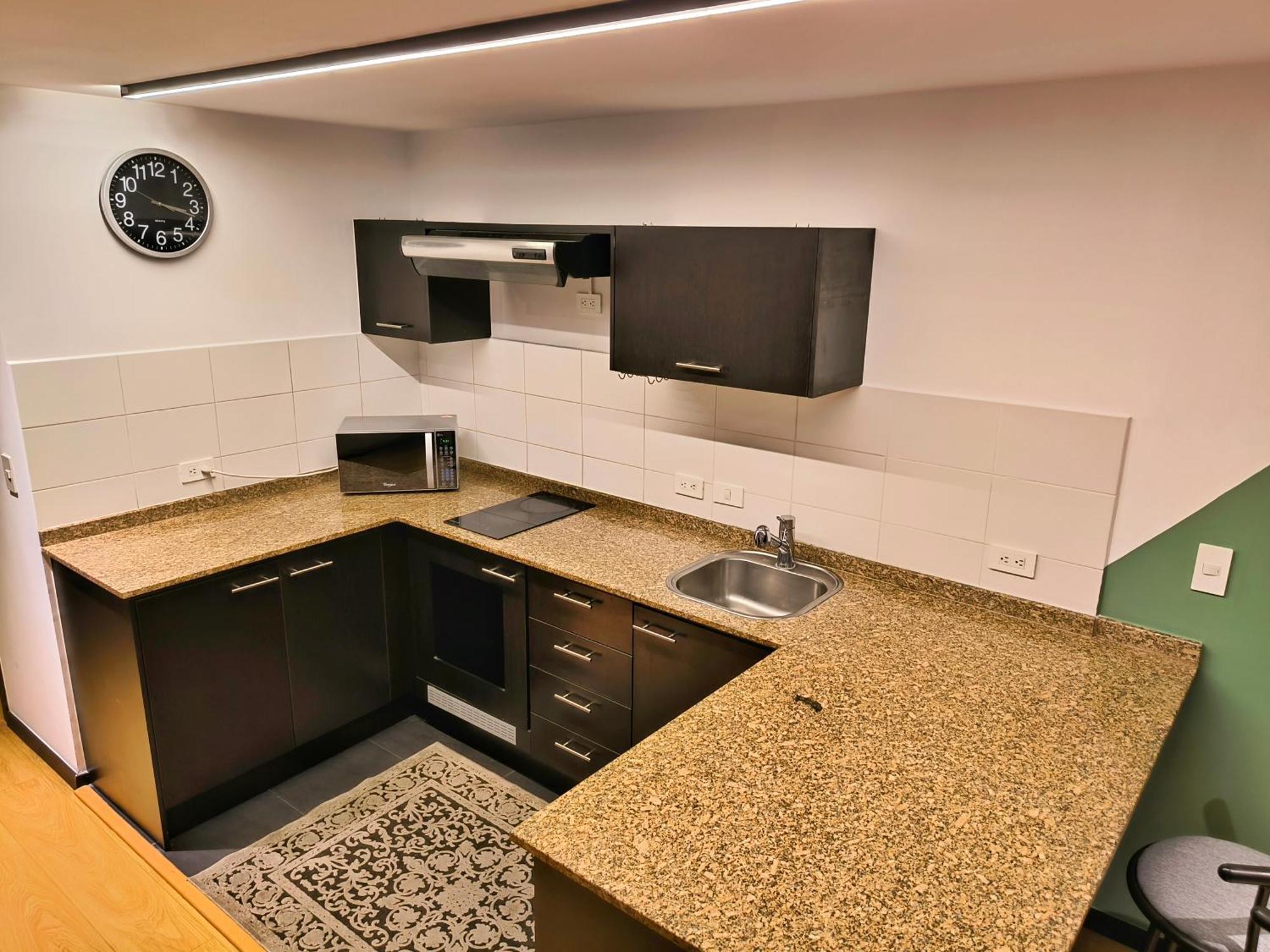 Coliving Ecuador Apartamentos Sector Swiss Hotel Quito Luaran gambar